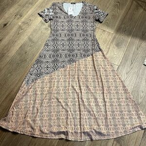 NWT HEKKA cut out short sleeve maxi dress, size medium